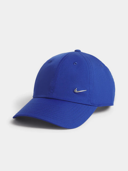 Blue cap with a metal Nike logo